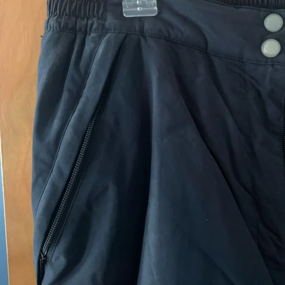L.L.Bean Women’s snow pants - Picture 3 of 5